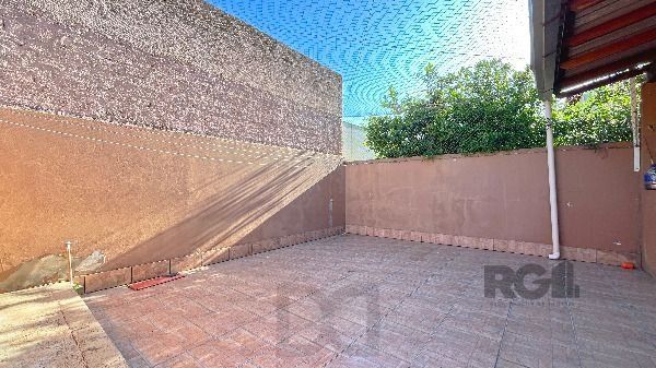 Casa em Porto Alegre, no bairro Hípica, com 3 dormitório(s), e 3 banheiros, à venda. — foto 18