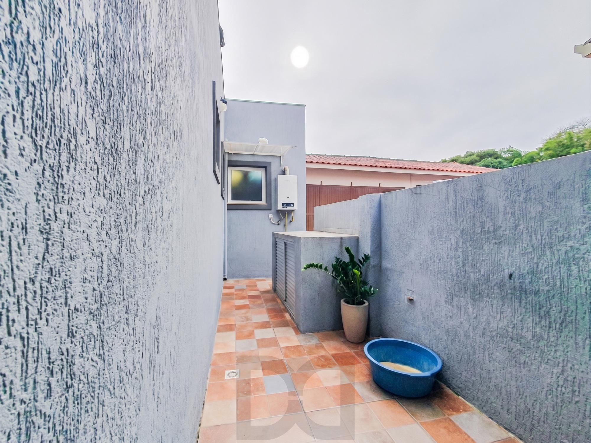 O refúgio perfeito: Casa térrea reformada com piscina e clima de interior! — foto 41