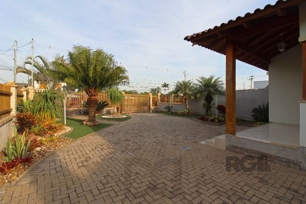 Casa em Porto Alegre, no bairro Belém Novo, com 3 dormitório(s), e 3 banheiros, à venda. — foto 46