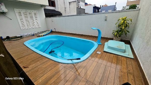 Casa em Porto Alegre, no bairro Hípica, com 3 dormitório(s), e 3 banheiros, à venda. — foto 49