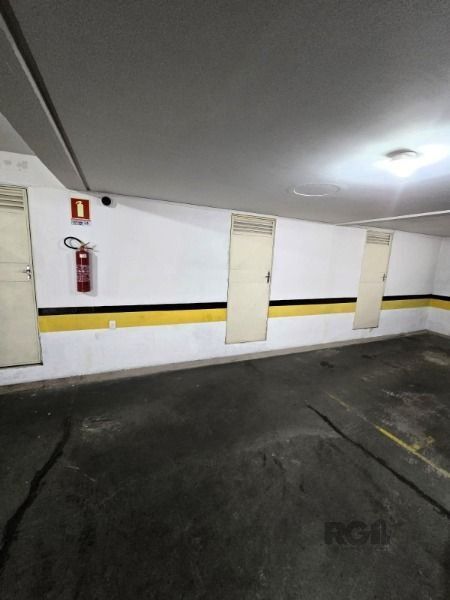 Apartamento em Porto Alegre, no bairro Auxiliadora, com 4 dormitório(s), e 4 banheiros, à venda. — foto 29