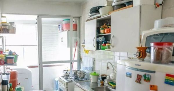 Cobertura em Porto Alegre, no bairro Teresópolis, com 1 dormitório(s), e 1 banheiros, à venda. — foto 4