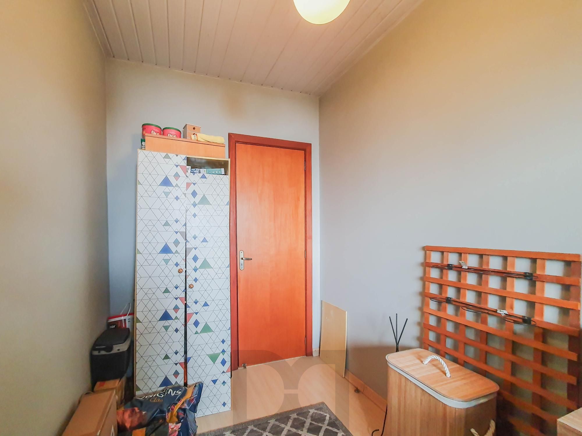 Casa térrea 3 dormitórios totalmente reformada área de churrasco coberta e entrada lateral ! — foto 18