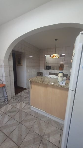 Casa em Porto Alegre, no bairro Nonoai, com 3 dormitório(s), e 3 banheiros, à venda. — foto 13