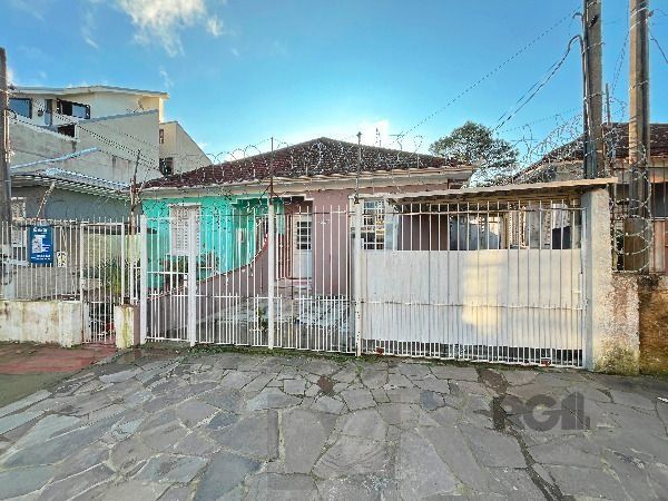 Casa em Porto Alegre, no bairro Medianeira, com 3 dormitório(s), e 3 banheiros, à venda. — foto 30