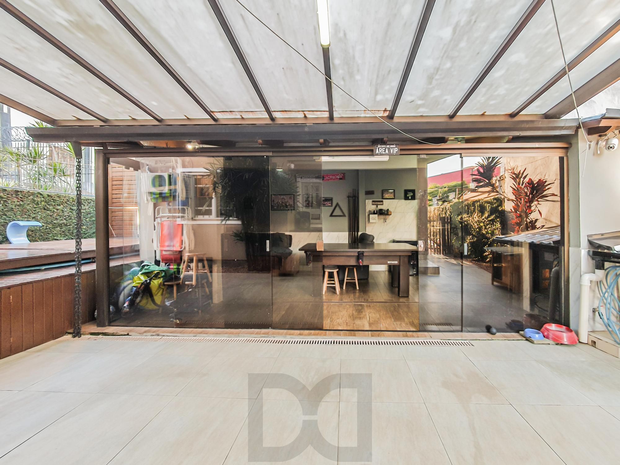 Casa térrea no bairro Hípica, com 5 dormitório(s), e 5 banheiros, à venda. — foto 40