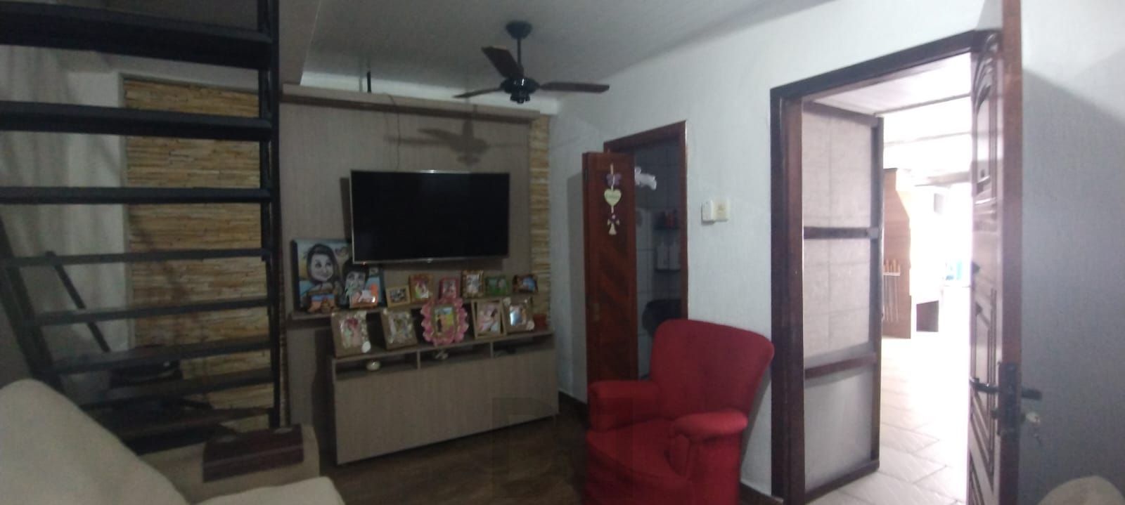 Casa com piscina e com 4 dormitorios no bairro Restinga — foto 10