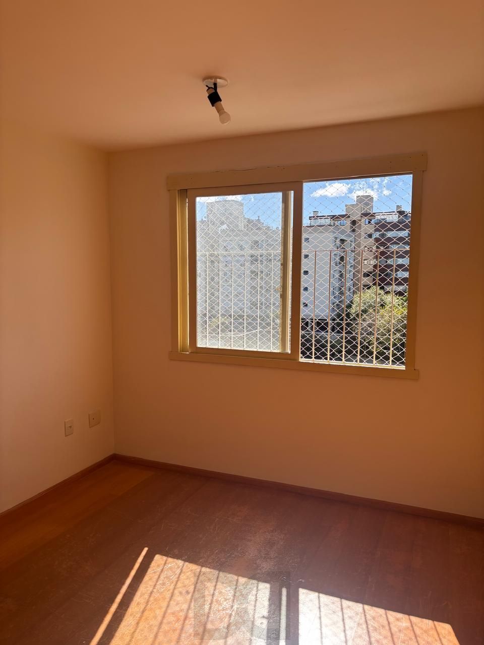 Apartamento de 1 Dormitório com garagem escriturada — foto 11