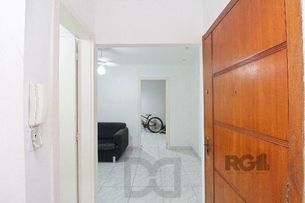 Apartamento em Porto Alegre, no bairro Cavalhada, com 1 dormitório(s), e 1 banheiros, à venda. — foto 8
