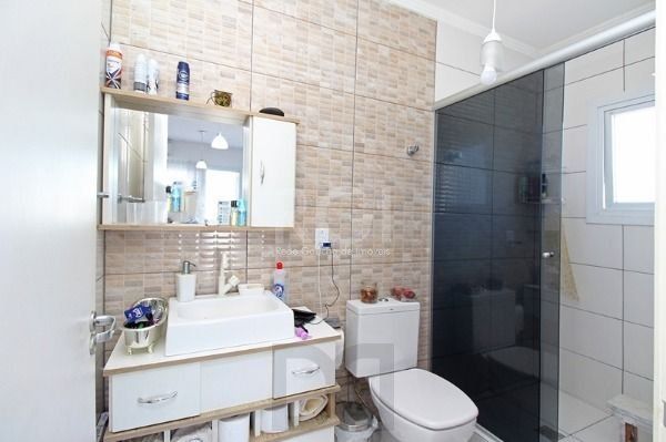 Casa em Porto Alegre, no bairro Aberta dos Morros, com 3 dormitório(s), e 3 banheiros, à venda. — foto 22