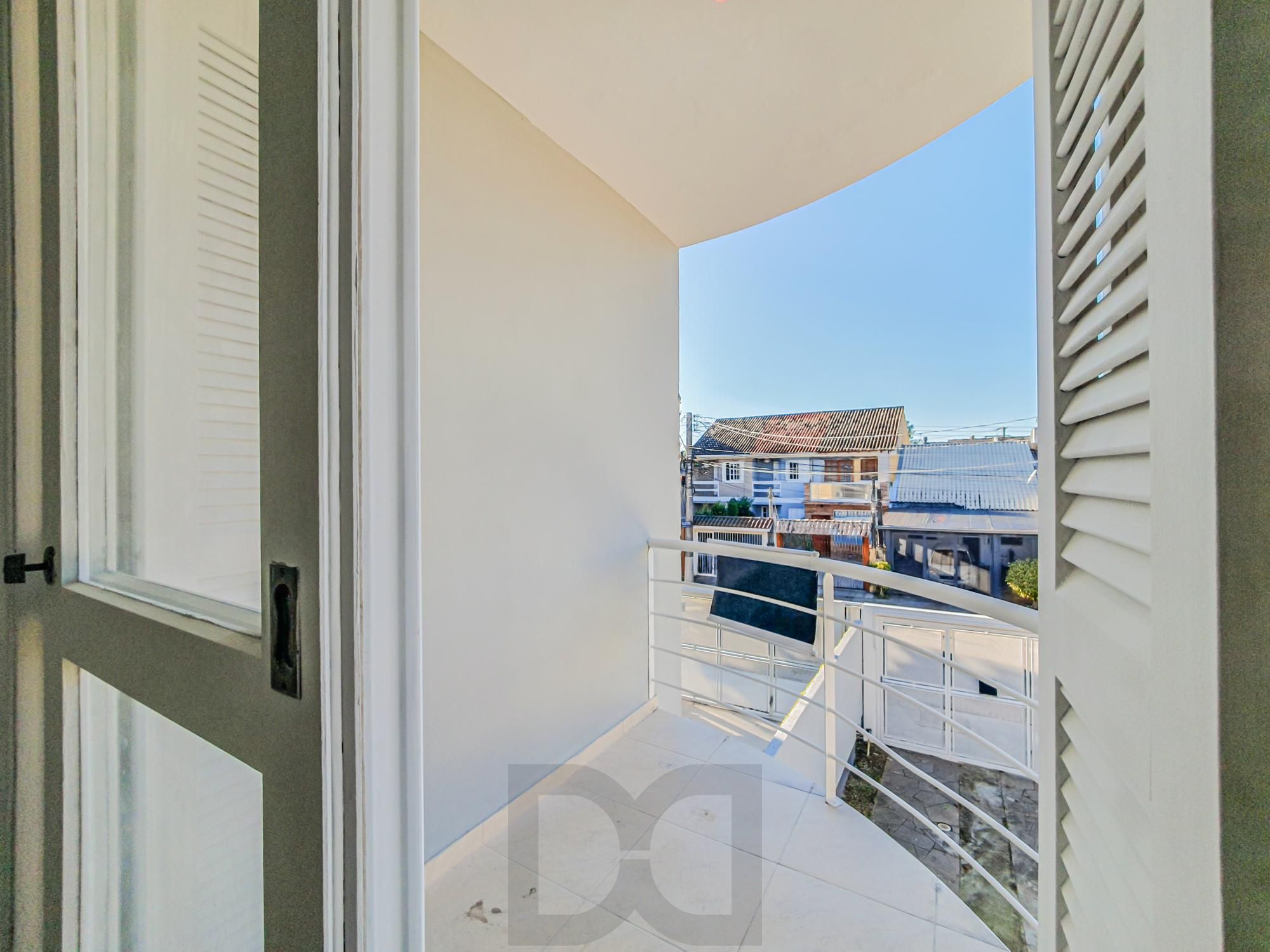 Linda casa com 2 suítes localizada no bairro Hípica, — foto 24
