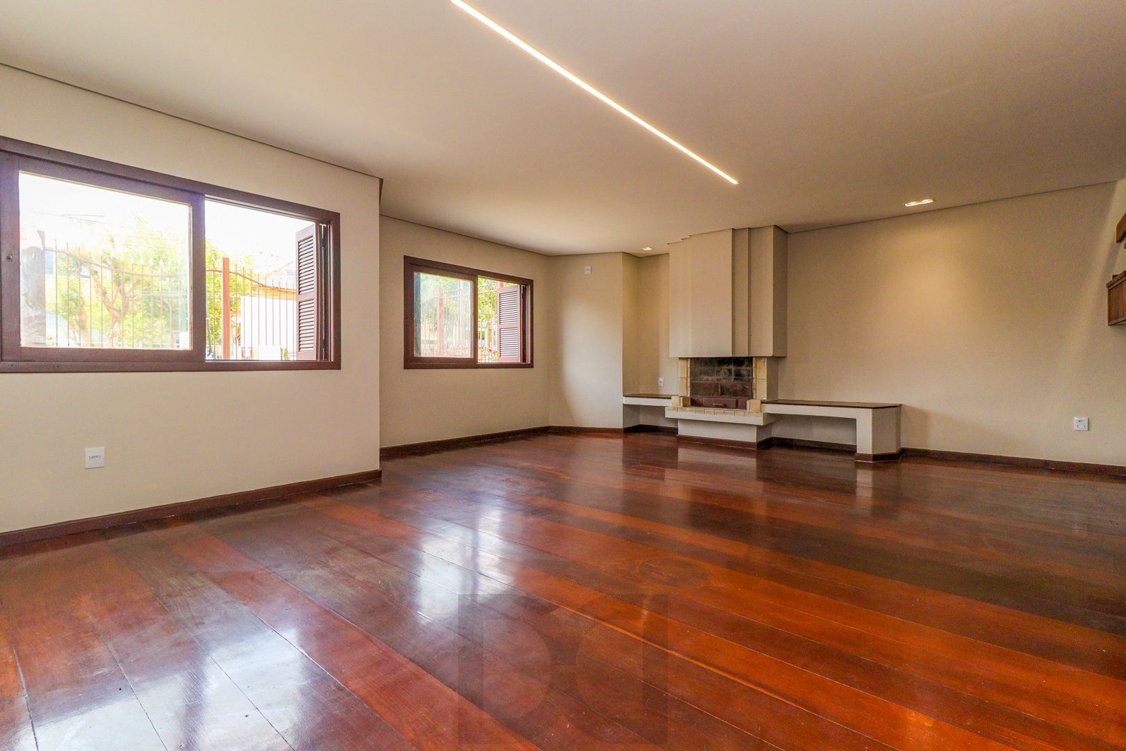 Excelente residência com 4 dormitórios — foto 46