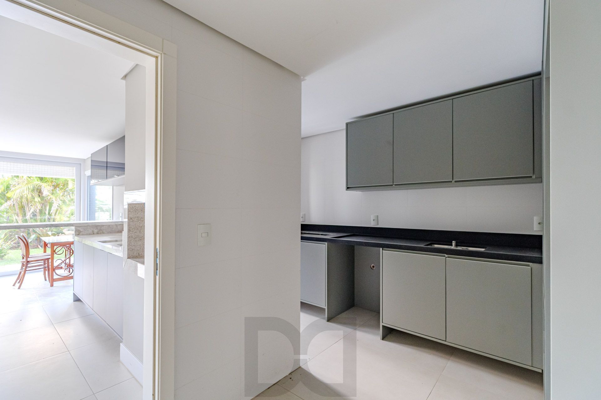 Apartamento - 3 dormitórios, sendo 3 suites, 4 vagas - Vila Assunção — foto 14