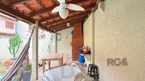Casa em Porto Alegre, no bairro Hípica, com 3 dormitório(s), e 3 banheiros, à venda. — foto 27