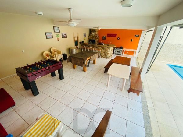 Casa para Venda - 300m², 2 dormitórios, sendo 1 suites, 2 vagas - Urubatã — foto 13