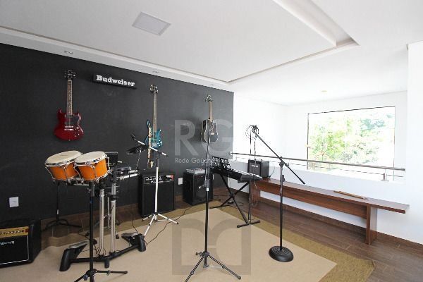 Casa para Venda - 400m², 4 dormitórios, sendo 2 suites, 4 vagas - Guarujá — foto 27