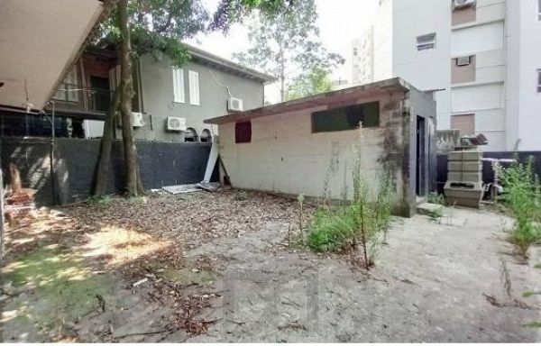 Casa Comercial em Porto Alegre, no bairro Moinhos de Vento, e 0 banheiros, à venda. — foto 5