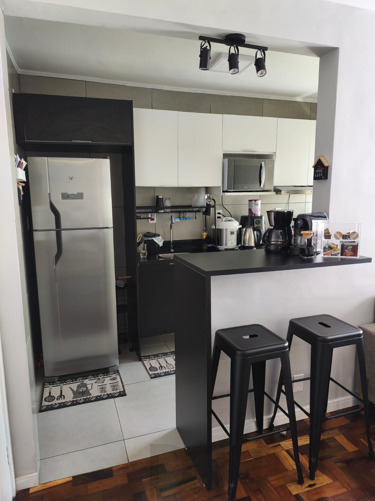 Excelente apto reformado 2 dormitórios com dependência de empregada — foto 16