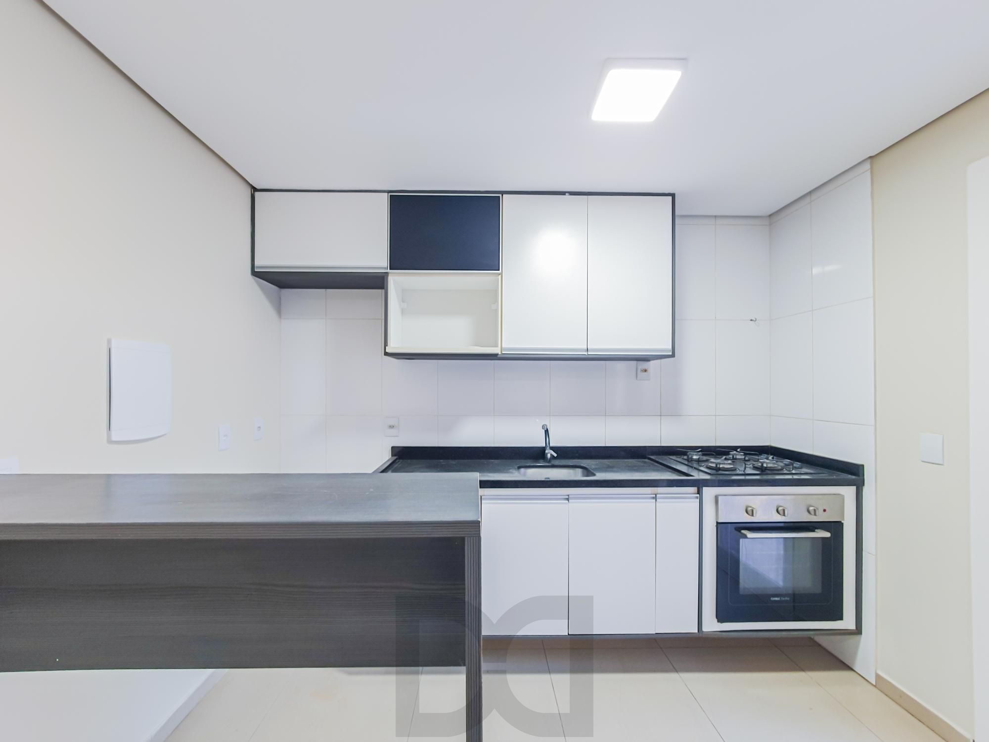 Linda casa com 2 suítes localizada no bairro Hípica, — foto 11