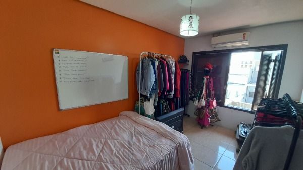 Casa em Porto Alegre, no bairro Hípica, com 3 dormitório(s), à venda. — foto 19