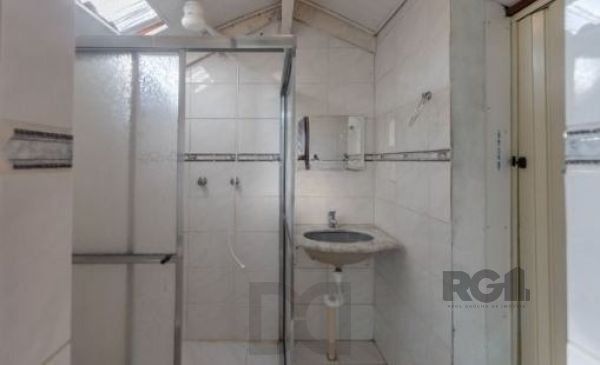 Casa em Porto Alegre, no bairro Aberta dos Morros, com 4 dormitório(s), e 4 banheiros, à venda. — foto 26