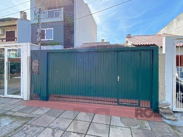 Casa em Porto Alegre, no bairro Aberta dos Morros, com 2 dormitório(s), e 2 banheiros, à venda. — foto 1