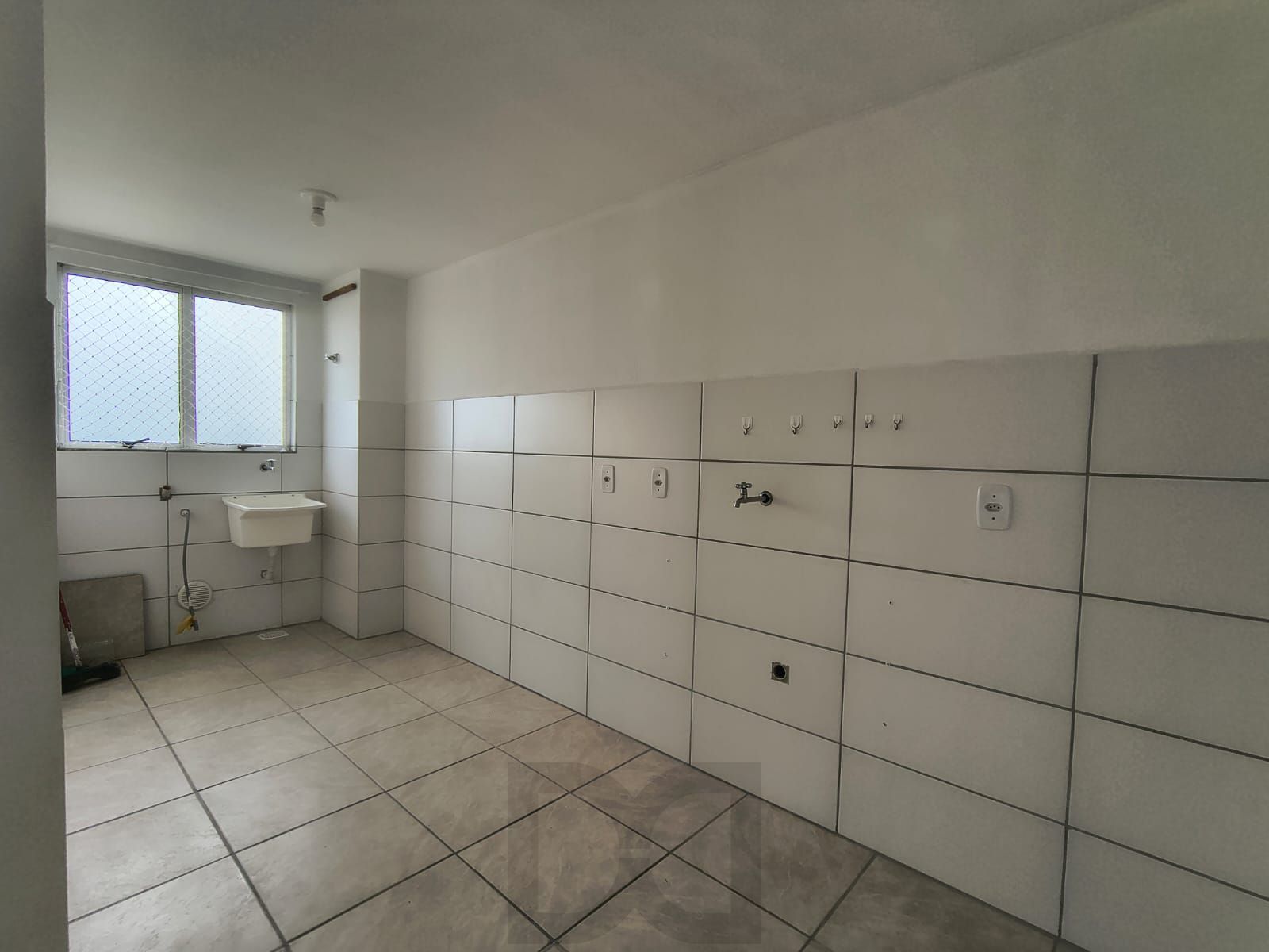 Apartamento de 2 dormitórios no bairro Chapéu do Sol — foto 3