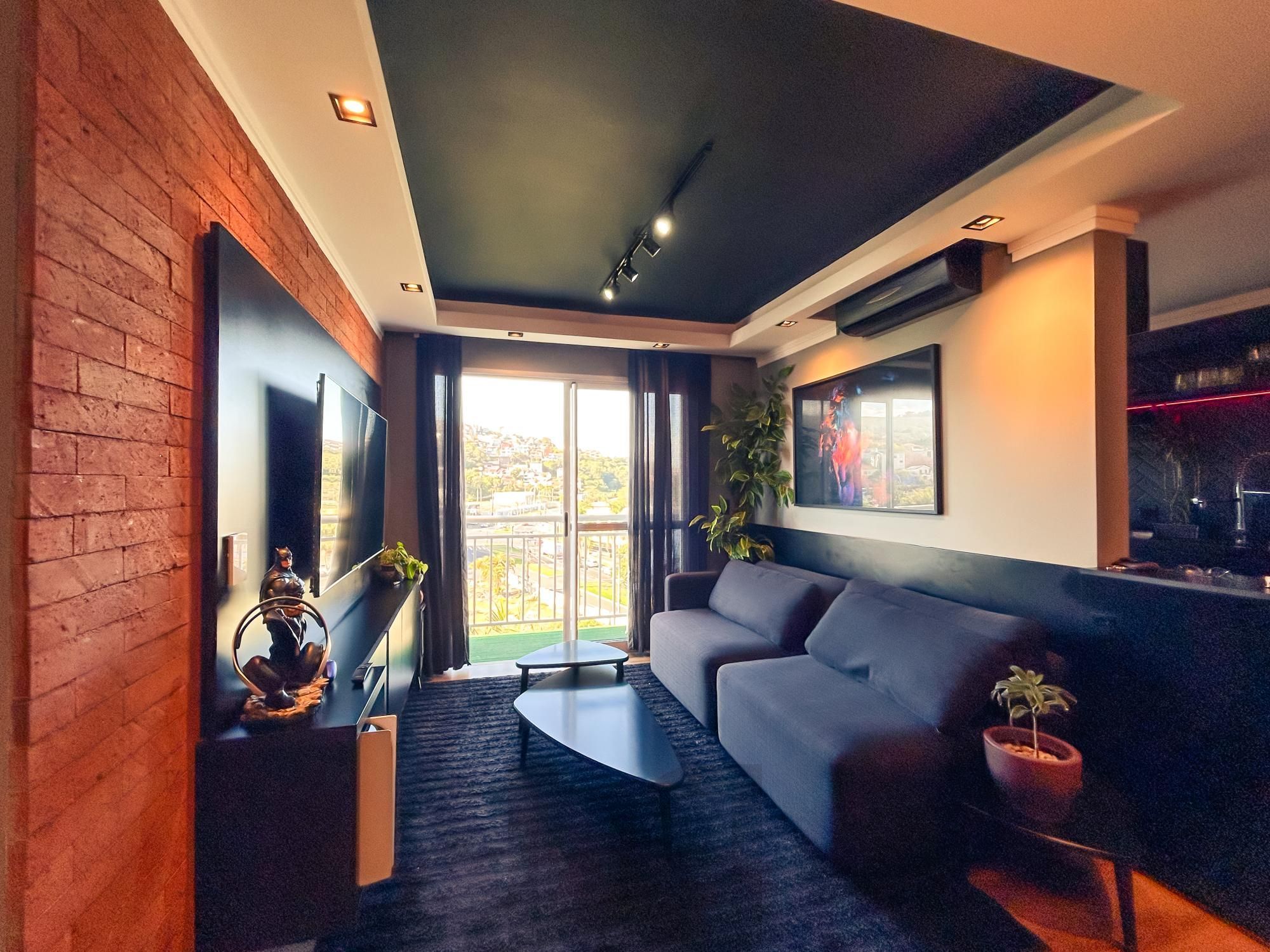 Apartamento mobiliado de 2 dormitórios com 1 suíte no bairro Cristal — foto 6