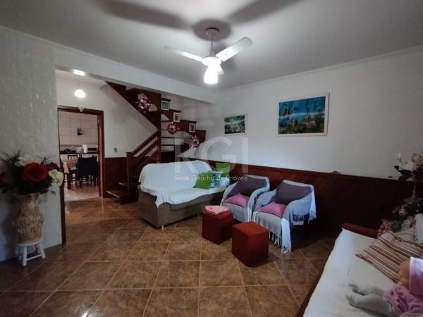 Casa em Porto Alegre, no bairro Hípica, com 3 dormitório(s), e 3 banheiros, à venda. — foto 7