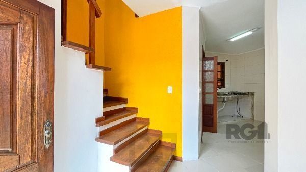 Casa para Venda - 144m², 2 dormitórios, 2 vagas - Lomba do Pinheiro — foto 6