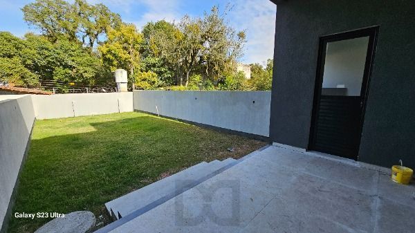 Casa em Porto Alegre, no bairro Ipanema, com 3 dormitório(s), e 3 banheiros, à venda. — foto 13