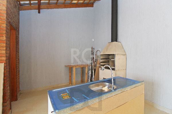 Casa para Venda - 101m², 3 dormitórios, sendo 1 suites, 3 vagas - Guarujá — foto 30