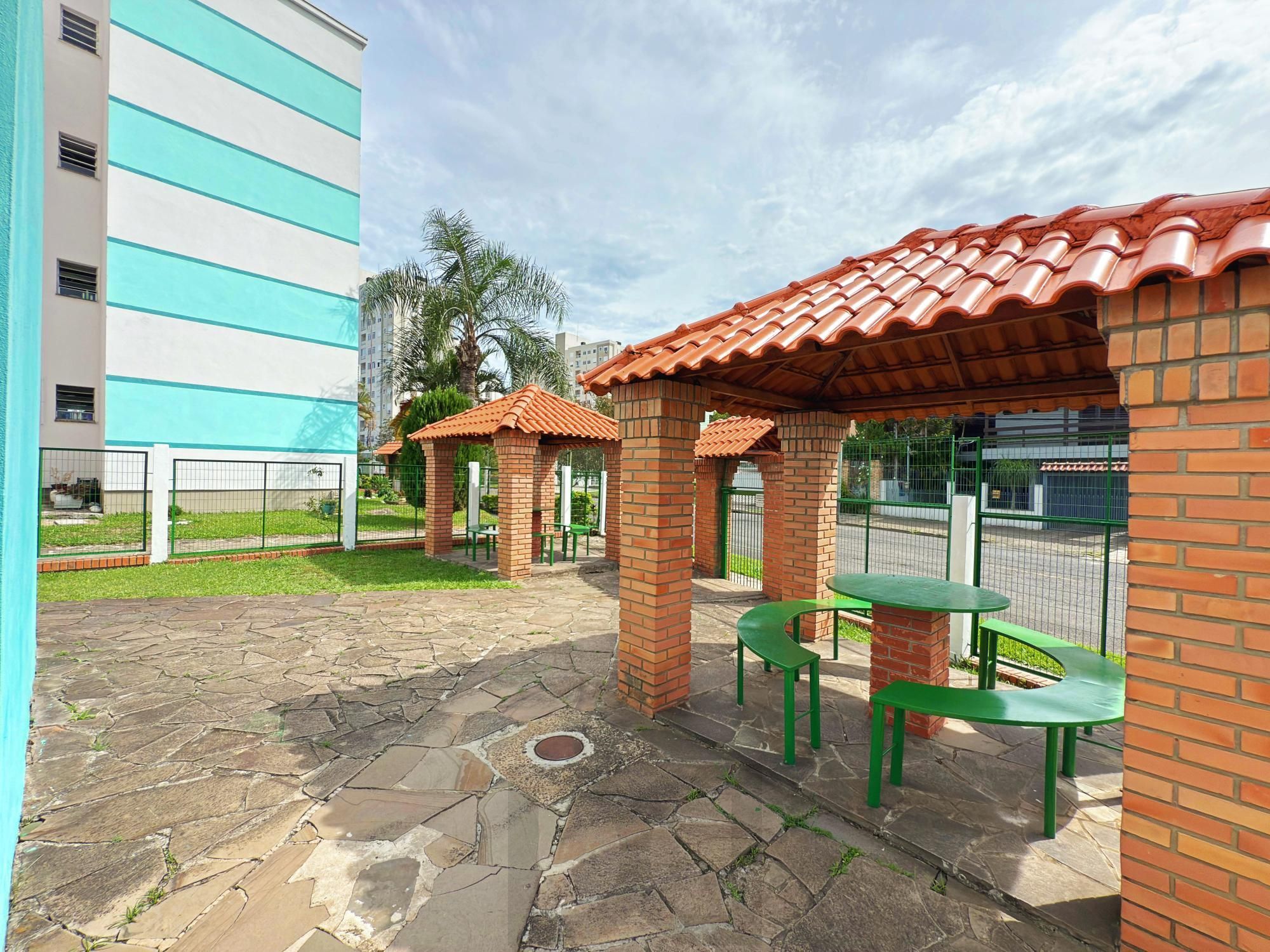 Apartamento de 2 dormitórios junto a Protásio Alves — foto 29