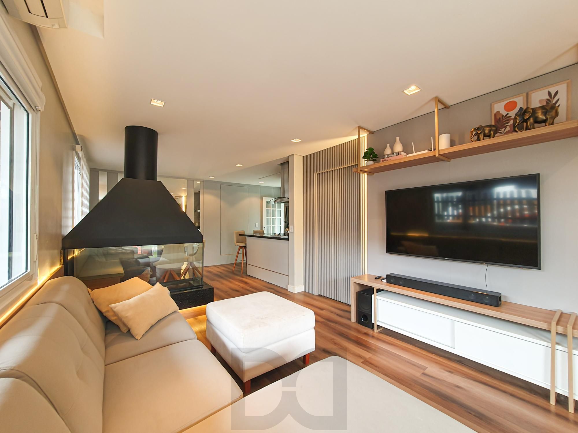O refúgio perfeito: Casa térrea reformada com piscina e clima de interior! — foto 9