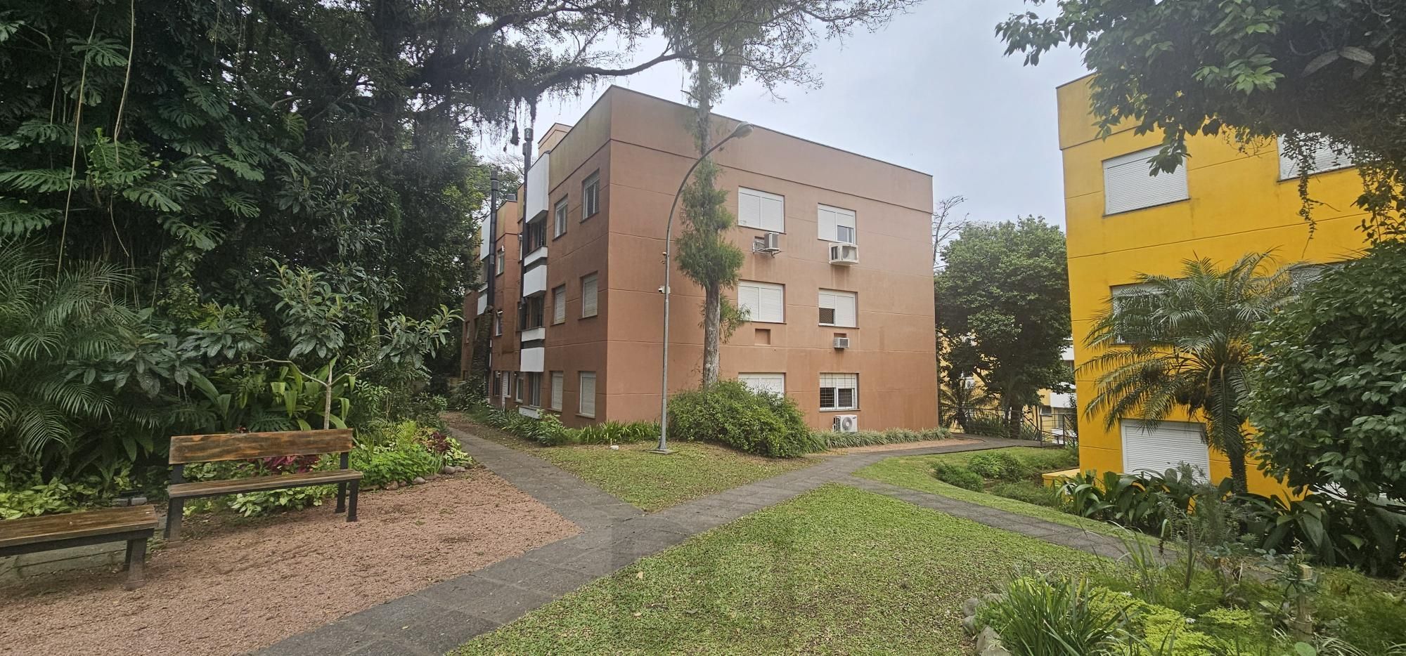 Apartamento à venda com 3 dormitórios, semi mobiliado — foto 1