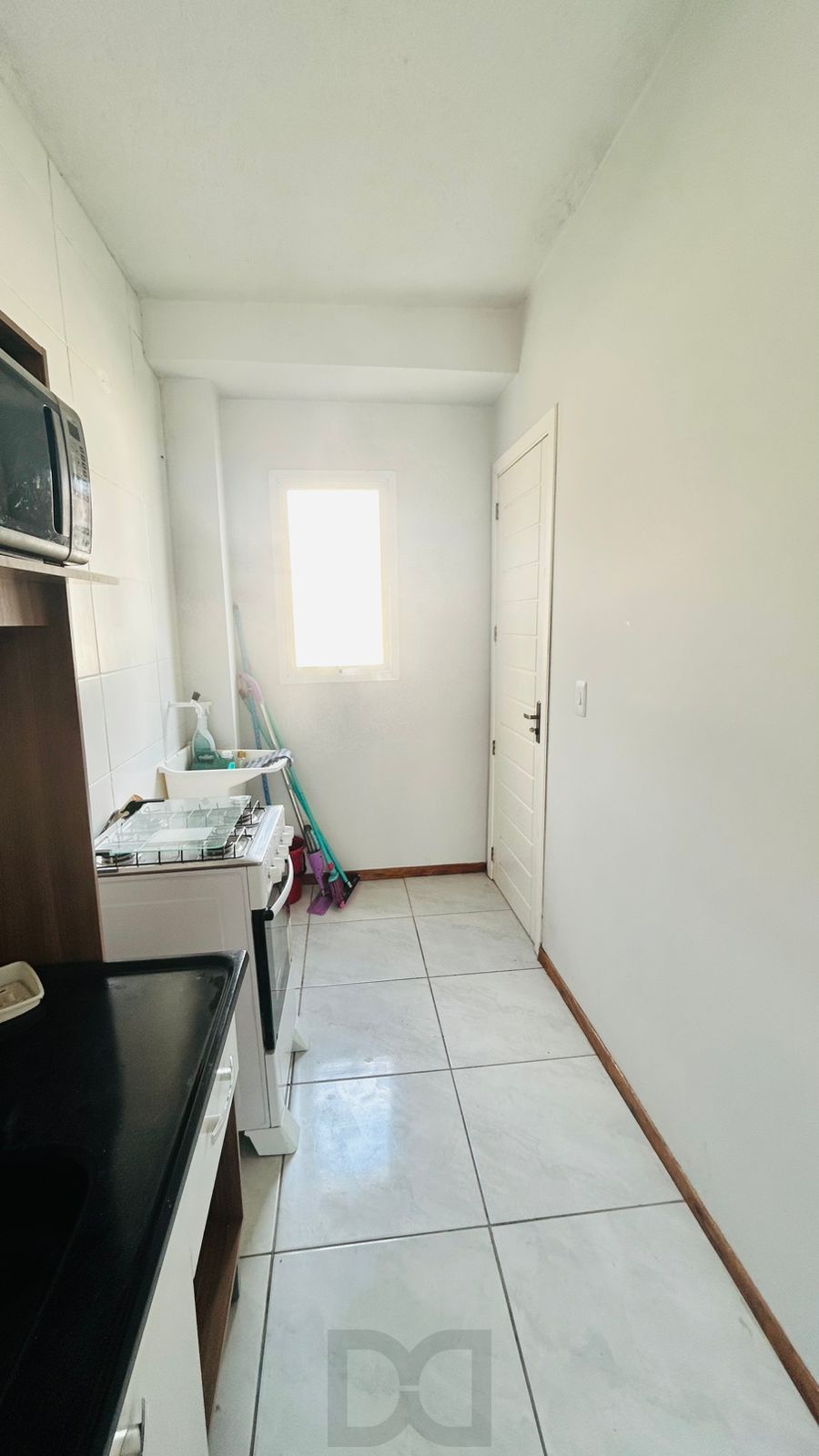 Apartamento 2 dormitórios com box e churrasqueira. — foto 4