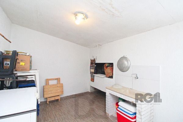 Predio em Porto Alegre, no bairro Hípica, e 0 banheiros, à venda. — foto 11