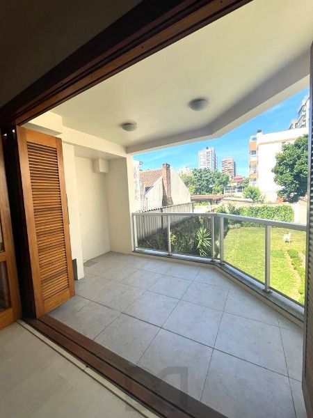 Apartamento em Porto Alegre, no bairro Tristeza, com 2 dormitório(s), e 2 banheiros, à venda. — foto 11