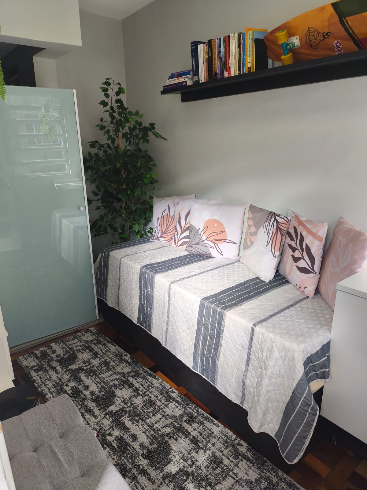 Excelente apto reformado 2 dormitórios com dependência de empregada — foto 13