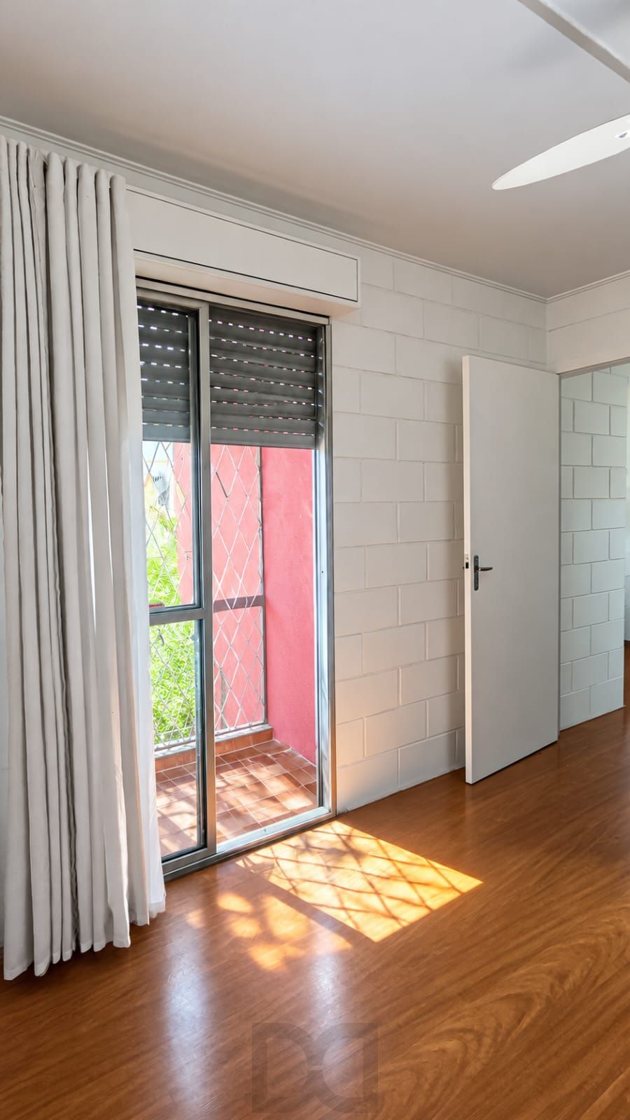 Apartamento de 2 dormitórios no bairro Vila Nova — foto 17