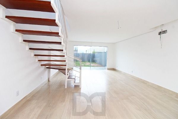 Casa para Venda - 120m², 3 dormitórios, sendo 1 suites, 2 vagas - Hípica — foto 4