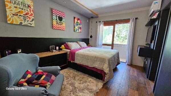 Casa em Porto Alegre, no bairro Hípica, com 3 dormitório(s), e 3 banheiros, à venda. — foto 24
