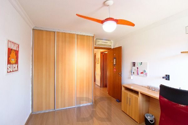 Casa Condominio em Porto Alegre, no bairro Cristal, com 4 dormitório(s), e 4 banheiros, à venda. — foto 29
