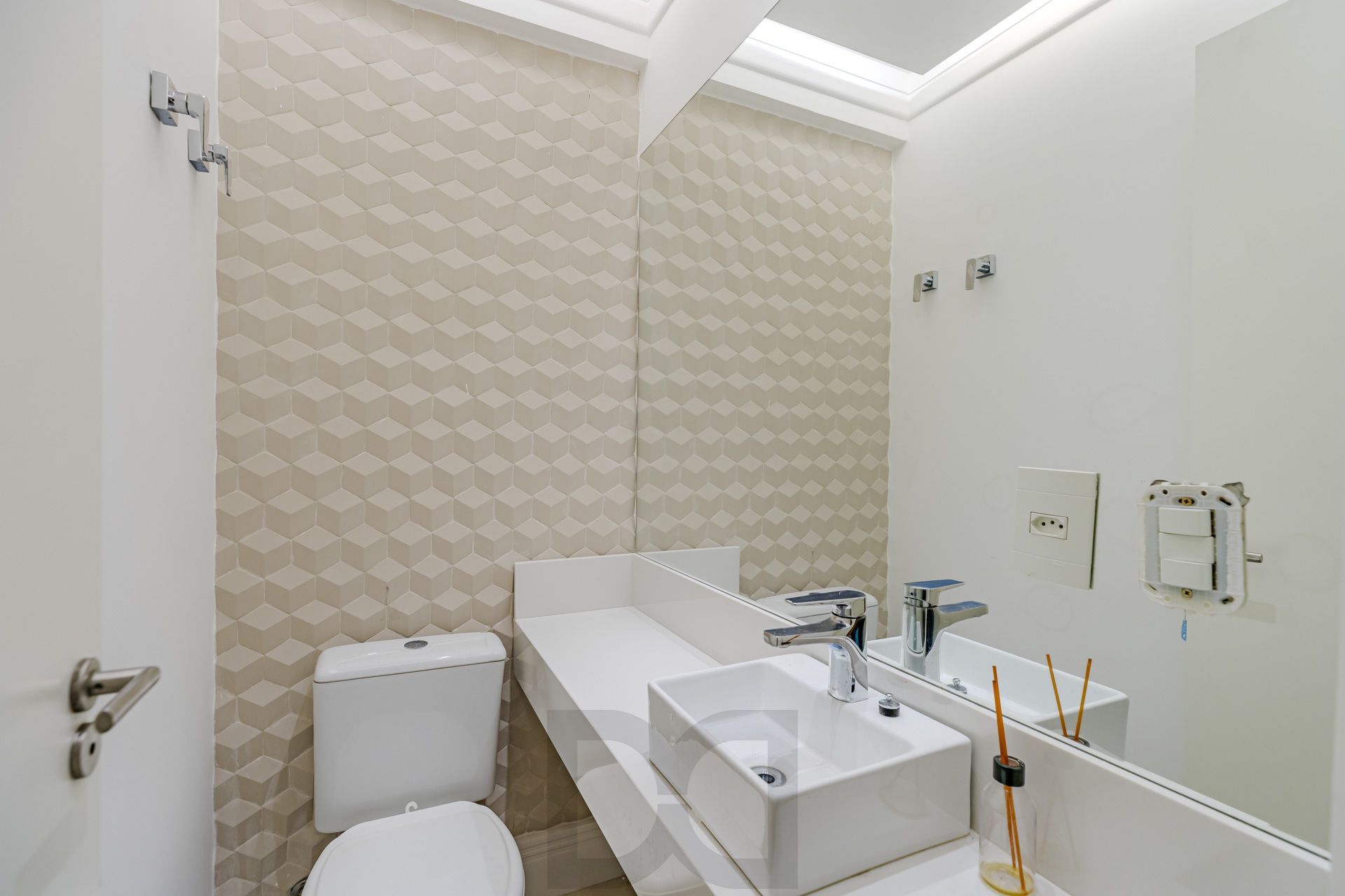 Apartamento 3 dormitórios, sendo 3 suites, - Vila Assunção — foto 17