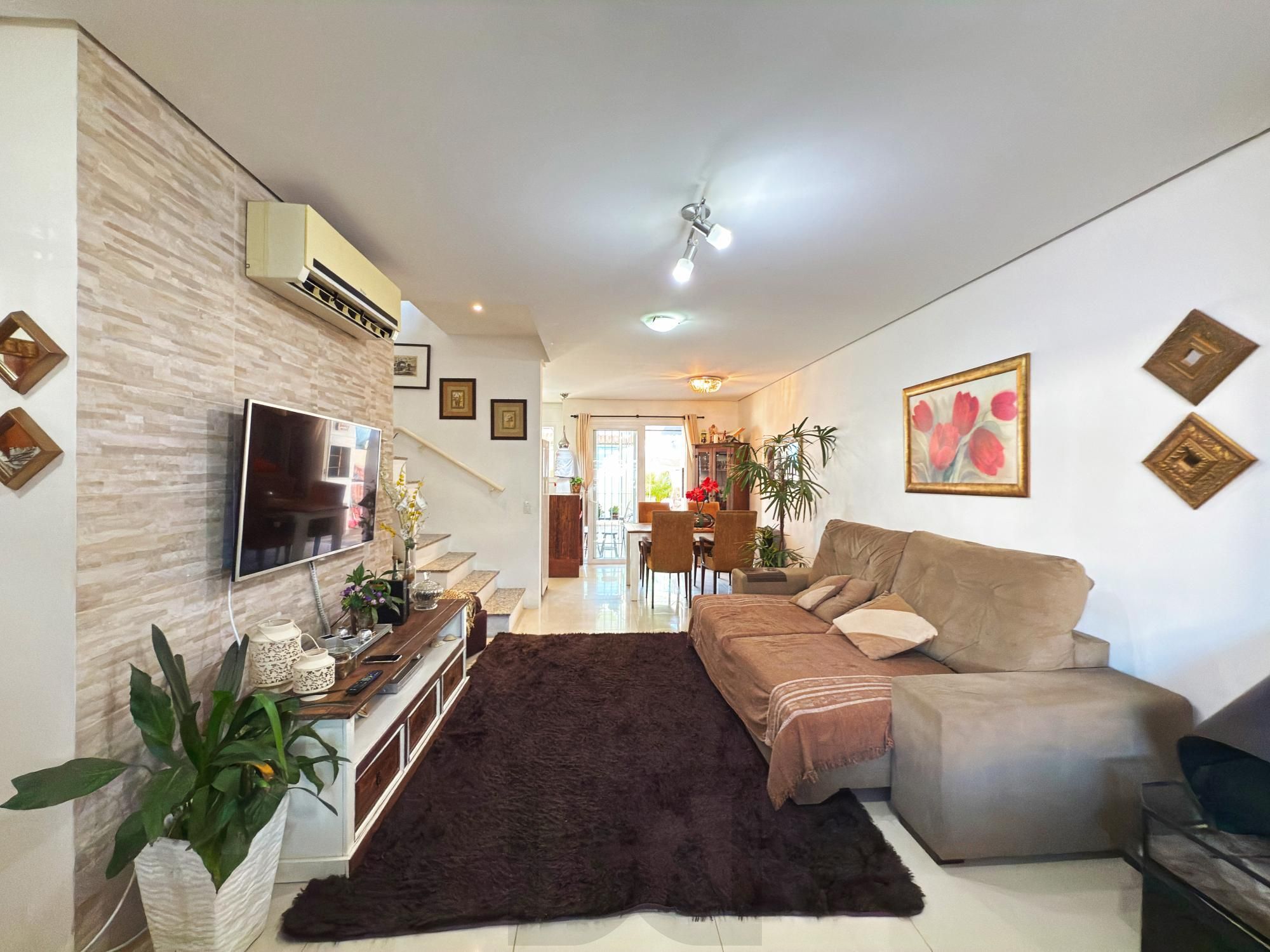 Casa para Venda - 138m², 3 dormitórios, sendo 1 suites, 2 vagas - Hípica — foto 7