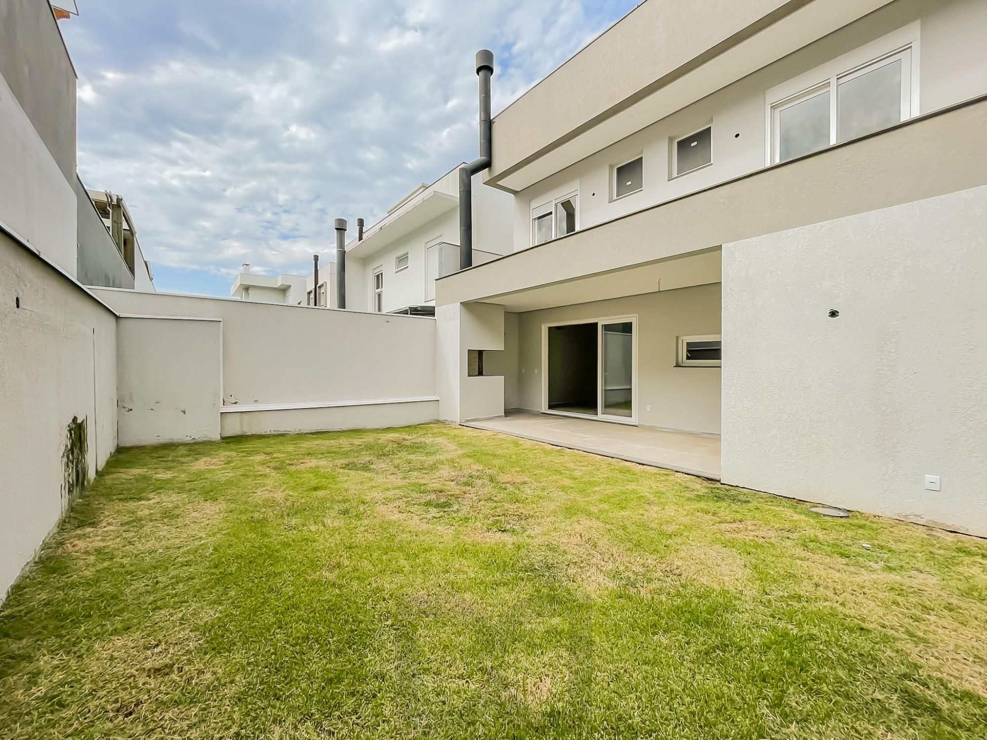 No Mirante do Lago, excelente residência com 3 suítes — foto 14