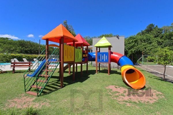 Casa em Porto Alegre, no bairro Hípica, com 3 dormitório(s), e 3 banheiros, à venda. — foto 71