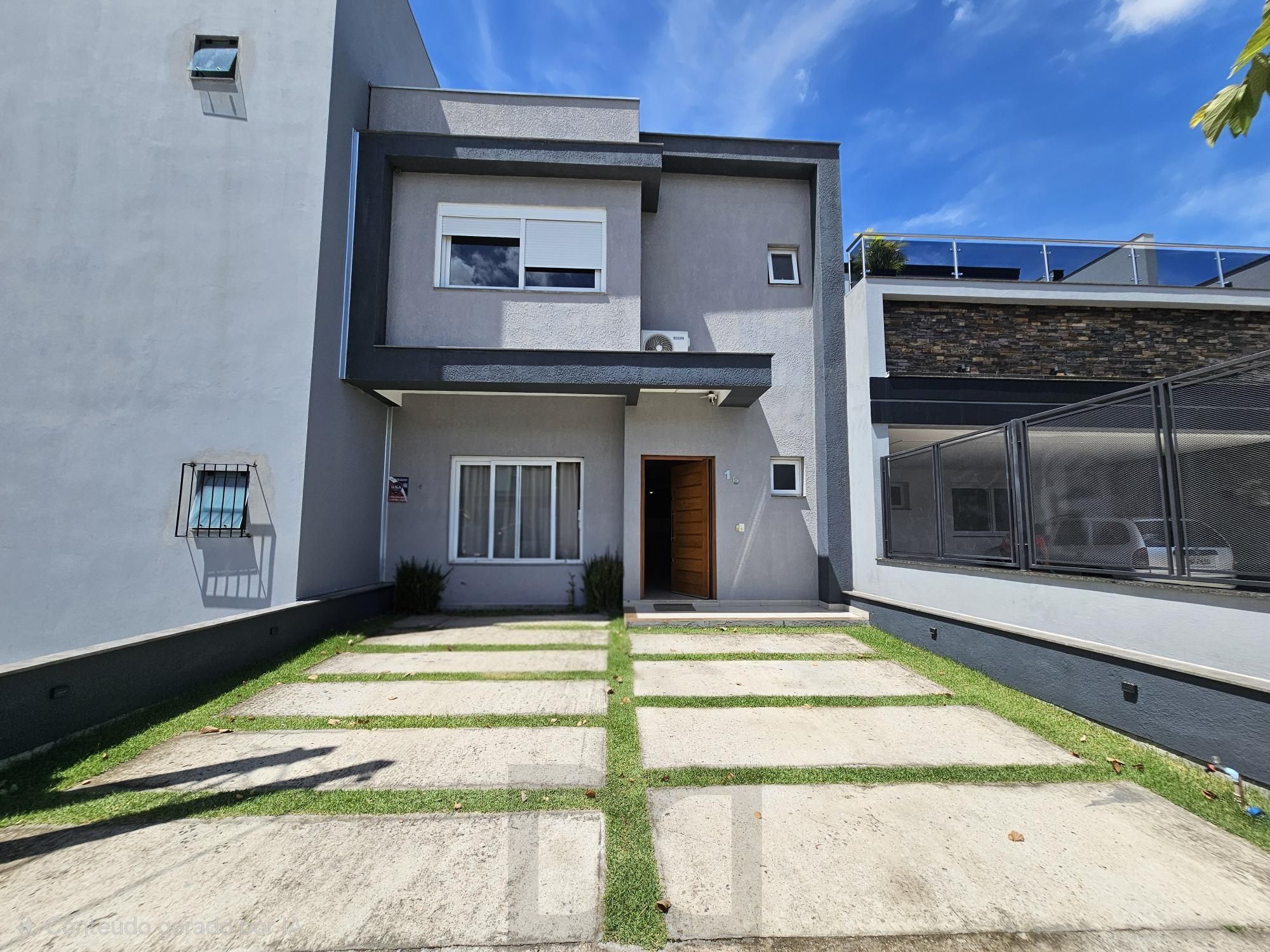 Lindo sobrado com 3 suítes e piscina aquecida no Residencial lagos de Ipanema ! — foto 1