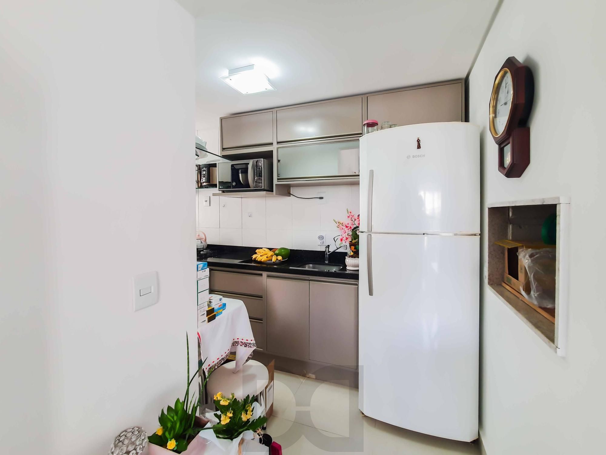 Apartamento com 2 dormitórios, sendo 1 suíte — foto 7