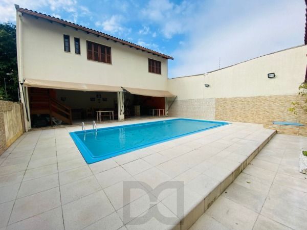 Casa para Venda - 300m², 2 dormitórios, sendo 1 suites, 2 vagas - Urubatã — foto 16